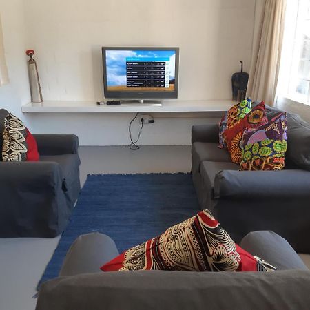 Hornbill House Self Catering Accommodation Hermanus Dış mekan fotoğraf