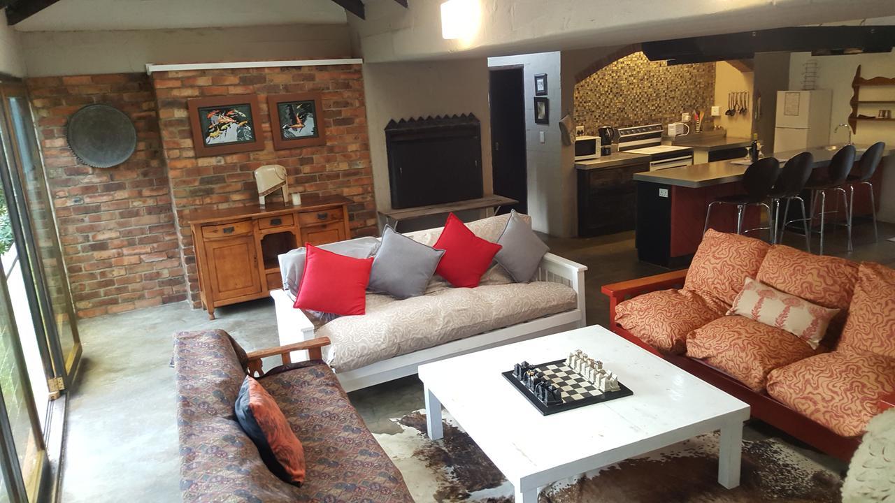 Hornbill House Self Catering Accommodation Hermanus Dış mekan fotoğraf