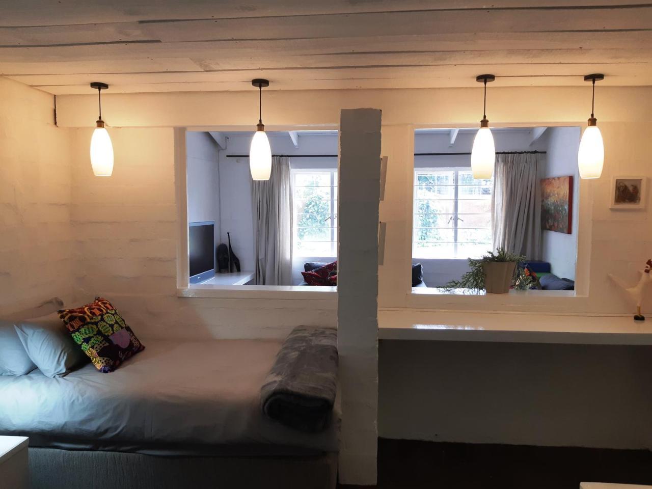 Hornbill House Self Catering Accommodation Hermanus Dış mekan fotoğraf