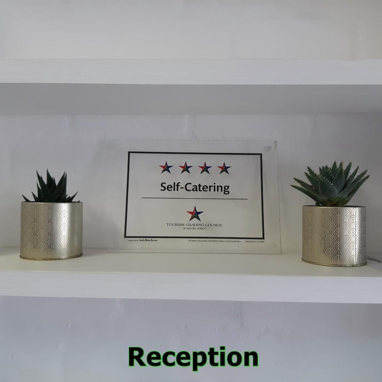 Hornbill House Self Catering Accommodation Hermanus Dış mekan fotoğraf